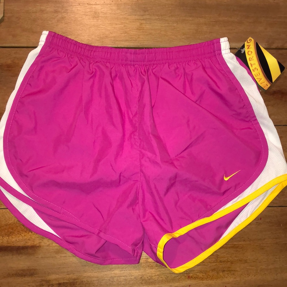 Women’s size Small Pink Nike Fit dry shorts